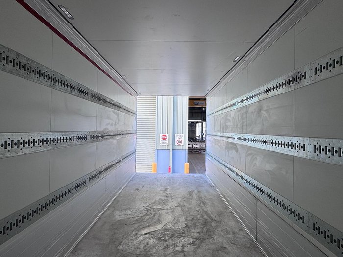 2023 Schmitz Cargobull St3 Lead A 12 Pallet -30 Freezer Black