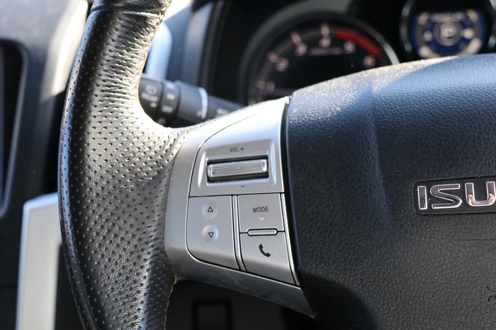 2020 Isuzu MU-X LS-U