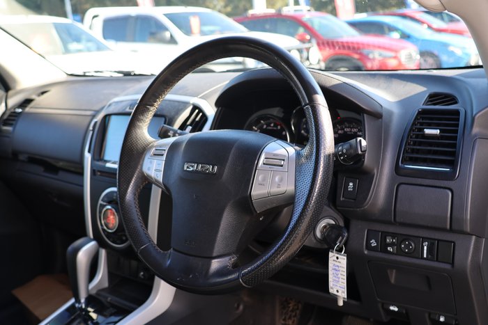 2020 Isuzu MU-X LS-U