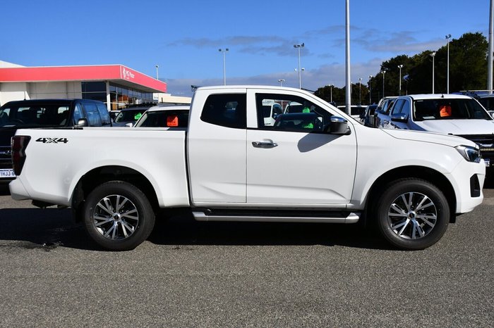 2024 Isuzu D-MAX LS-U