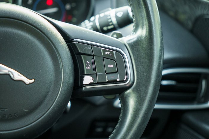2016 Jaguar XE 20t Prestige