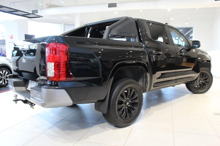 2025 Mitsubishi Triton GLX-R
