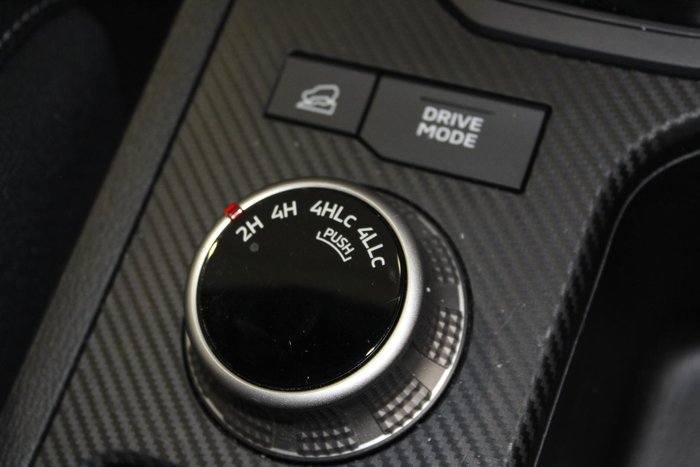 2025 Mitsubishi Triton GLX-R