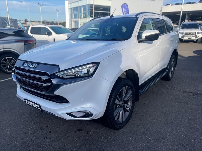 2022 Isuzu MU-X LS-T