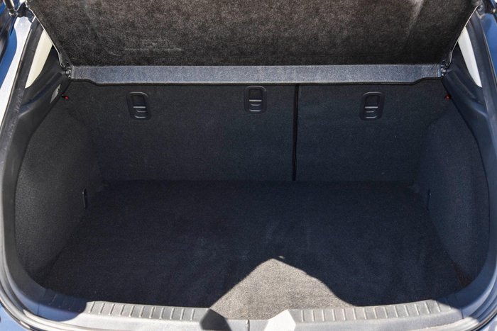 2015 Mazda 3 Maxx