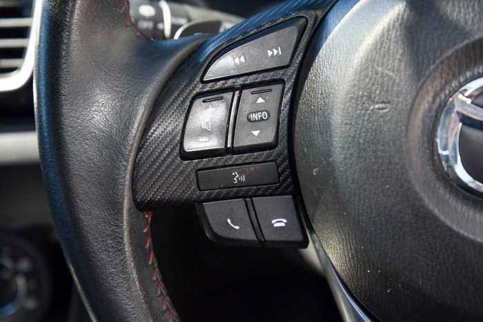 2015 Mazda 3 Maxx