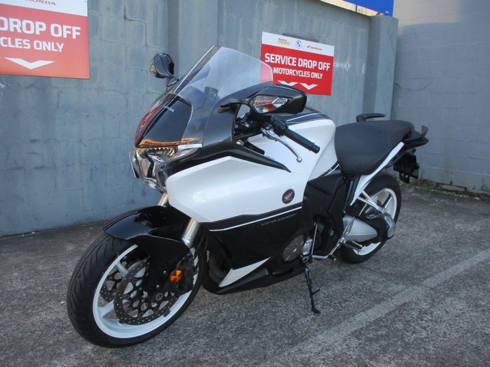 2016 Honda VFR1200F (ABS) WHITE