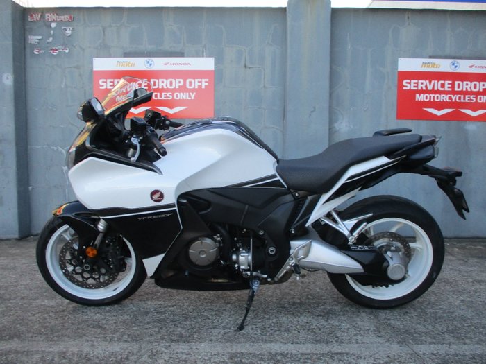 2016 Honda VFR1200F (ABS) WHITE