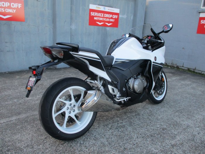 2016 Honda VFR1200F (ABS) WHITE