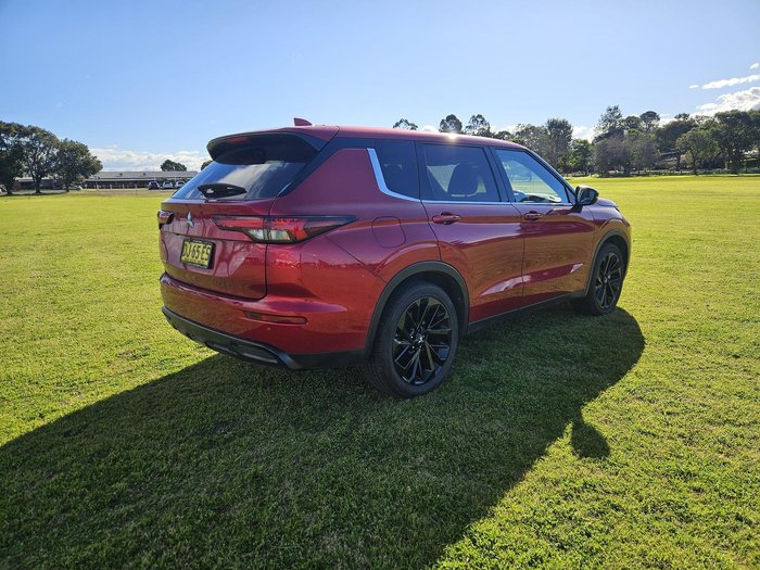 2023 Mitsubishi Outlander Black Edition