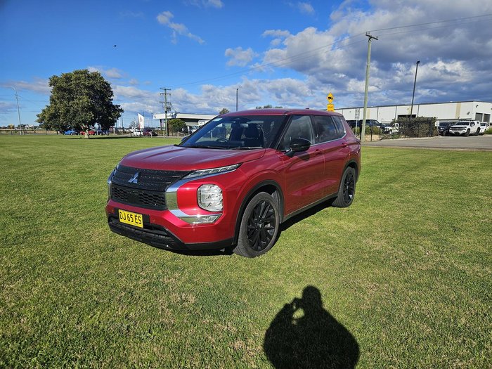 2023 Mitsubishi Outlander Black Edition ZM MY24 Red Diamond