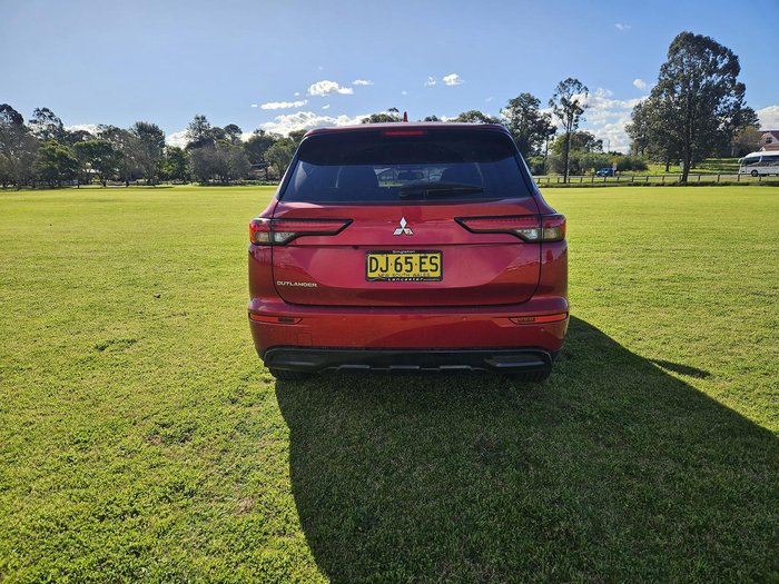 2023 Mitsubishi Outlander Black Edition ZM MY24 Red Diamond
