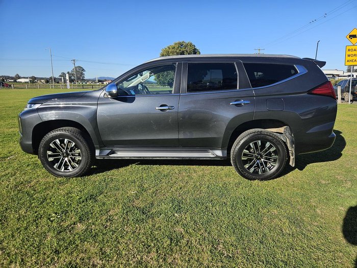 2023 Mitsubishi Pajero Sport GLS