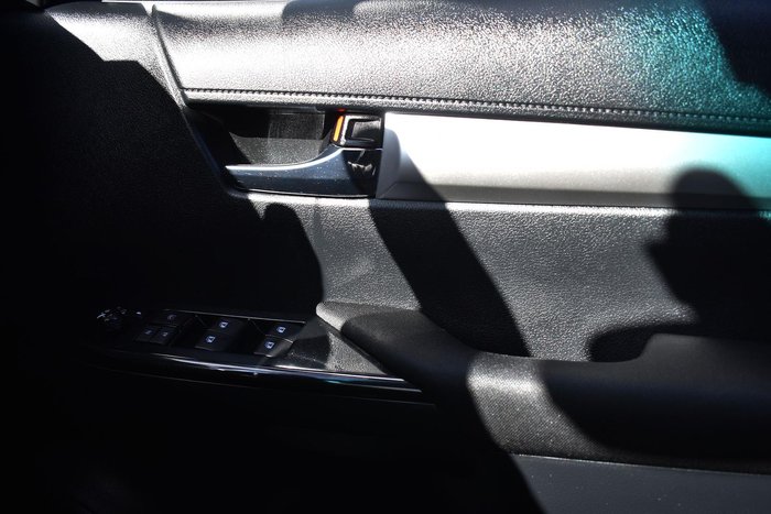 2020 Toyota Hilux SR5 Hi-Rider