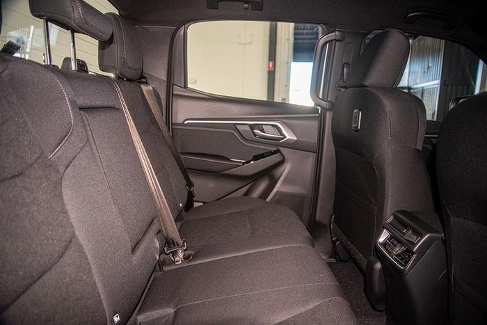 2025 Isuzu D-MAX LS-U