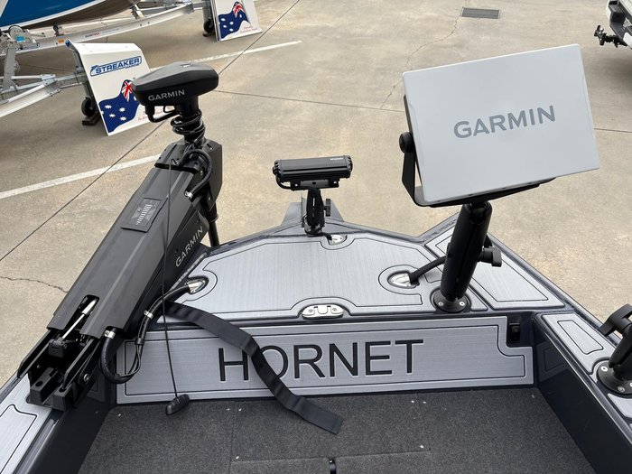 2025 QUINTREX 481 Hornet Pro