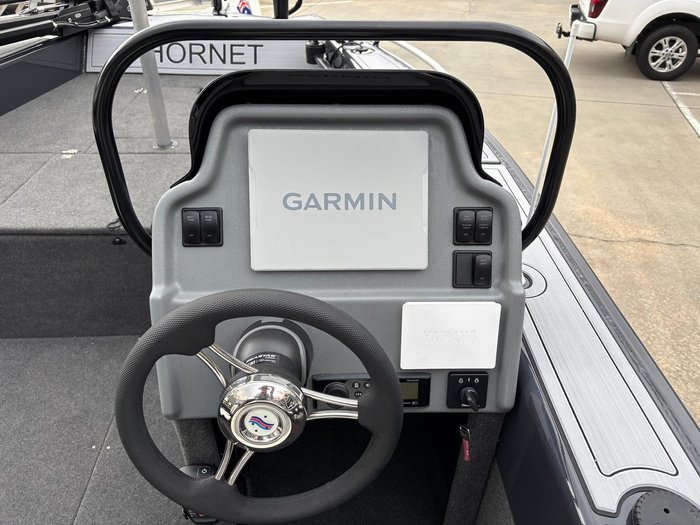 2025 QUINTREX 481 Hornet Pro