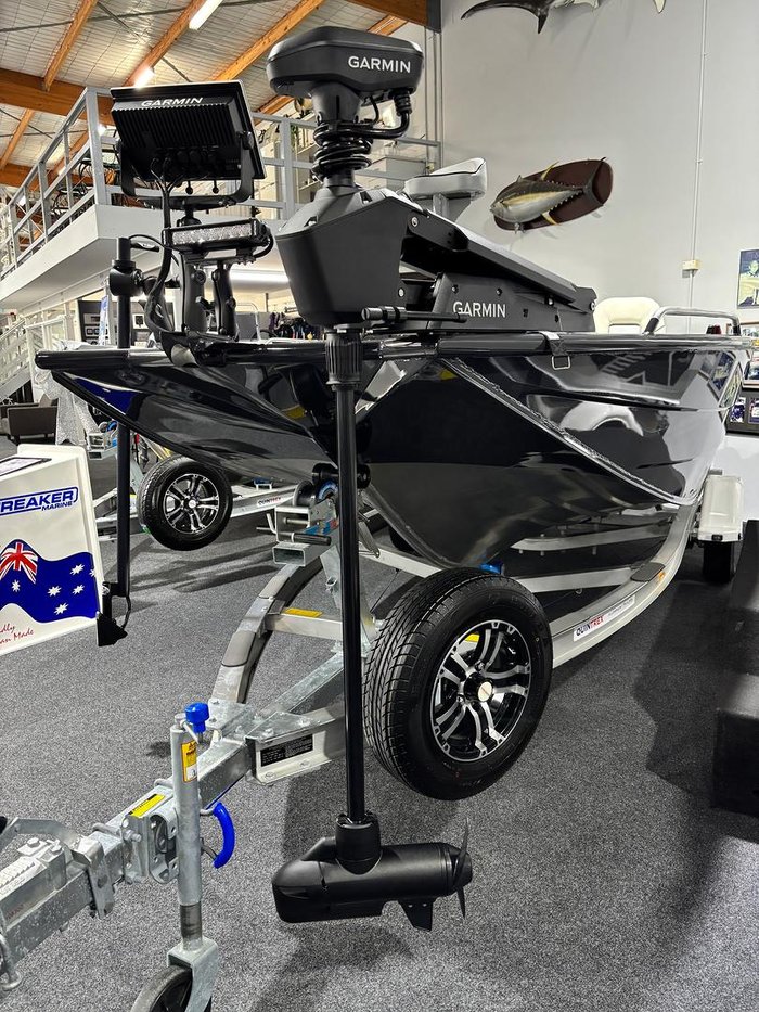 2025 QUINTREX 481 Hornet Pro
