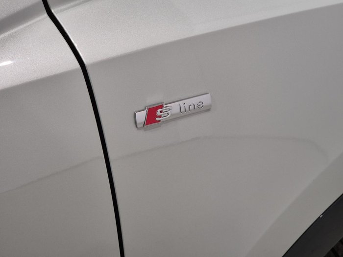 2023 Audi Q3 35 TFSI S line