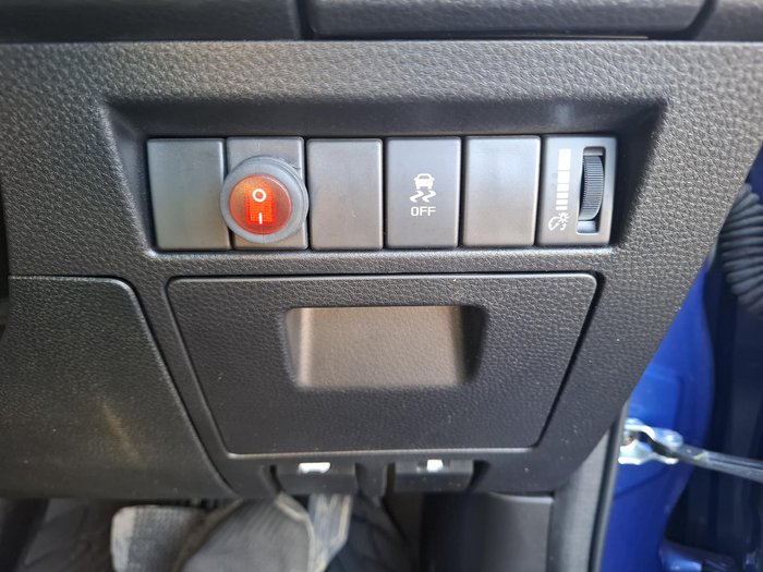 2022 Isuzu D-MAX LS-M