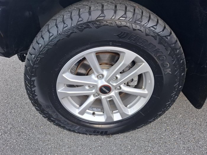 2022 Isuzu D-MAX LS-M