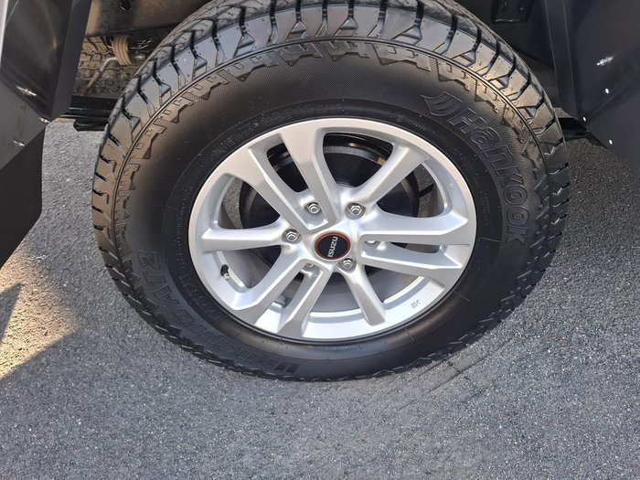 2022 Isuzu D-MAX LS-M