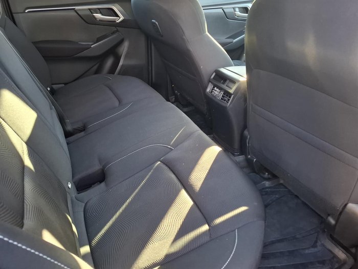 2022 Isuzu D-MAX LS-M