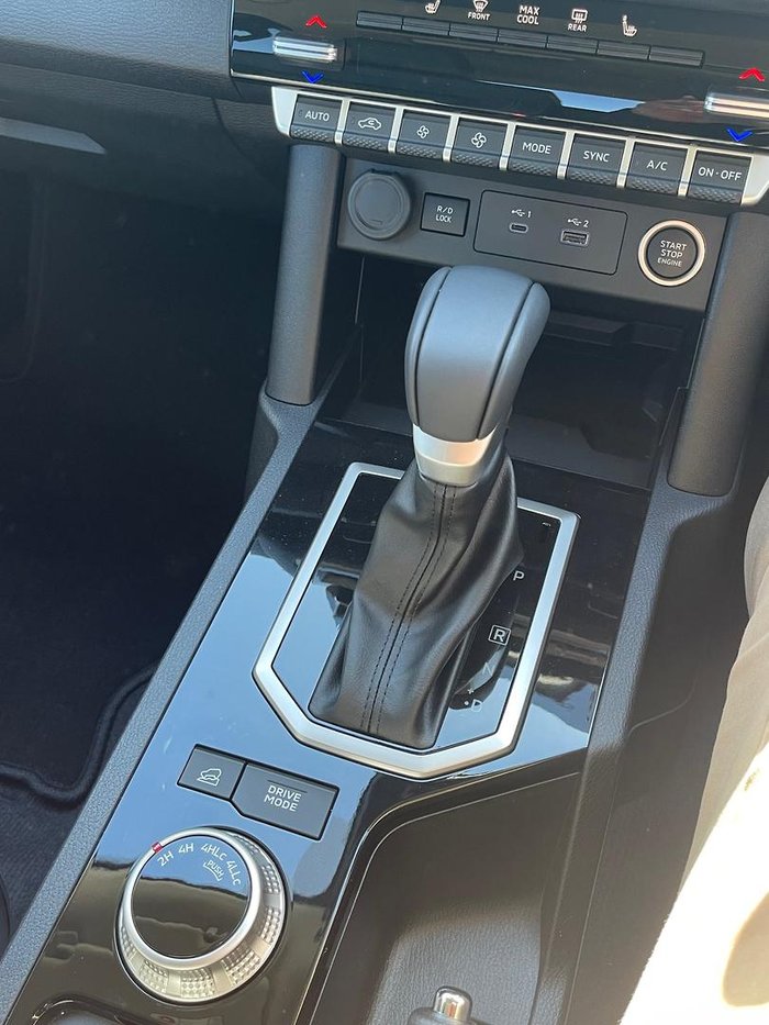 2024 Mitsubishi Triton GLS MV MY24 4X4 Dual Range Black Mica