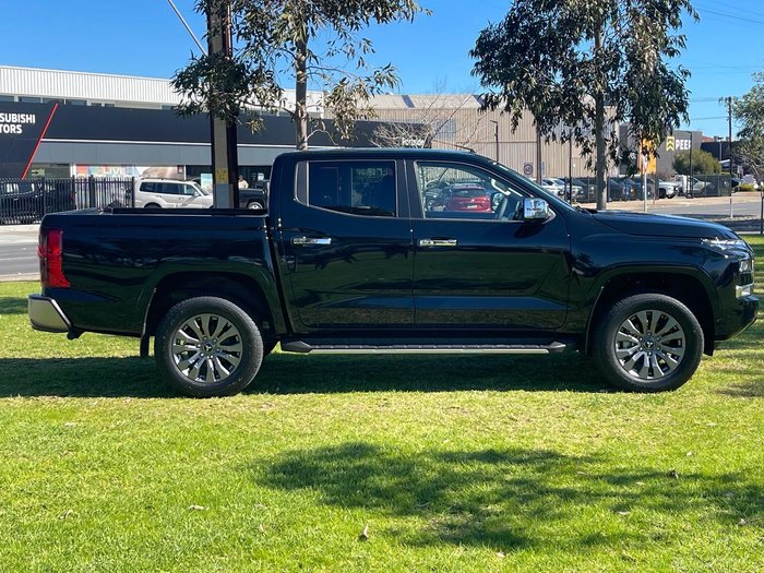 2024 Mitsubishi Triton GLS MV MY24 4X4 Dual Range Black Mica