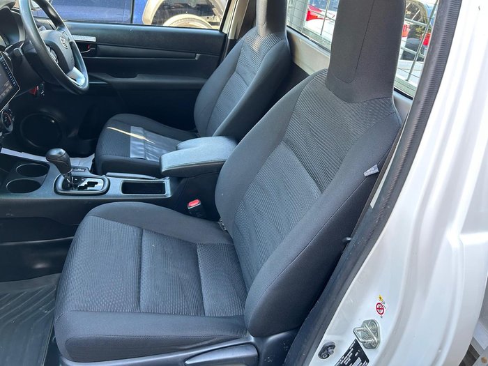 2019 Toyota Hilux SR