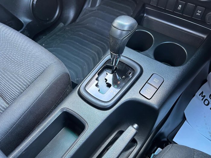 2019 Toyota Hilux SR