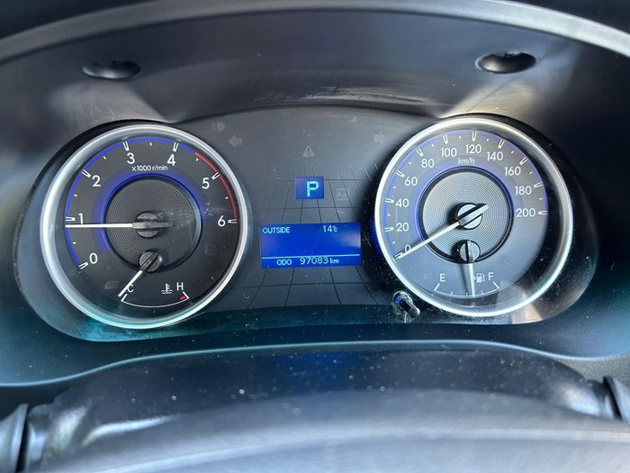 2019 Toyota Hilux SR