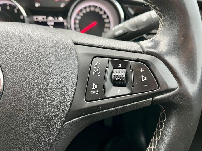 2019 Holden Commodore LT