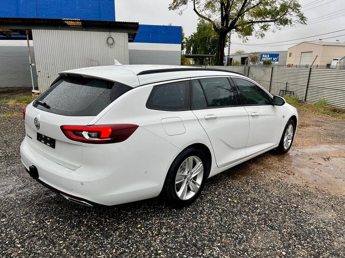 2019 Holden Commodore LT