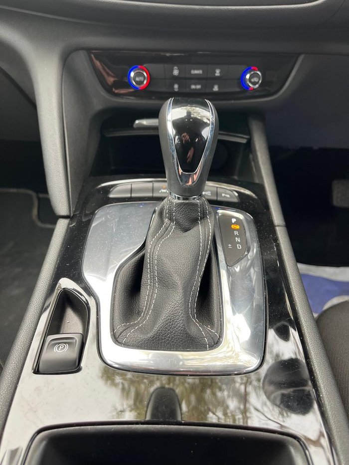 2019 Holden Commodore LT