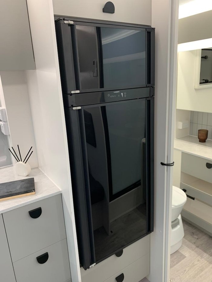 2025 Traveller Track 15'