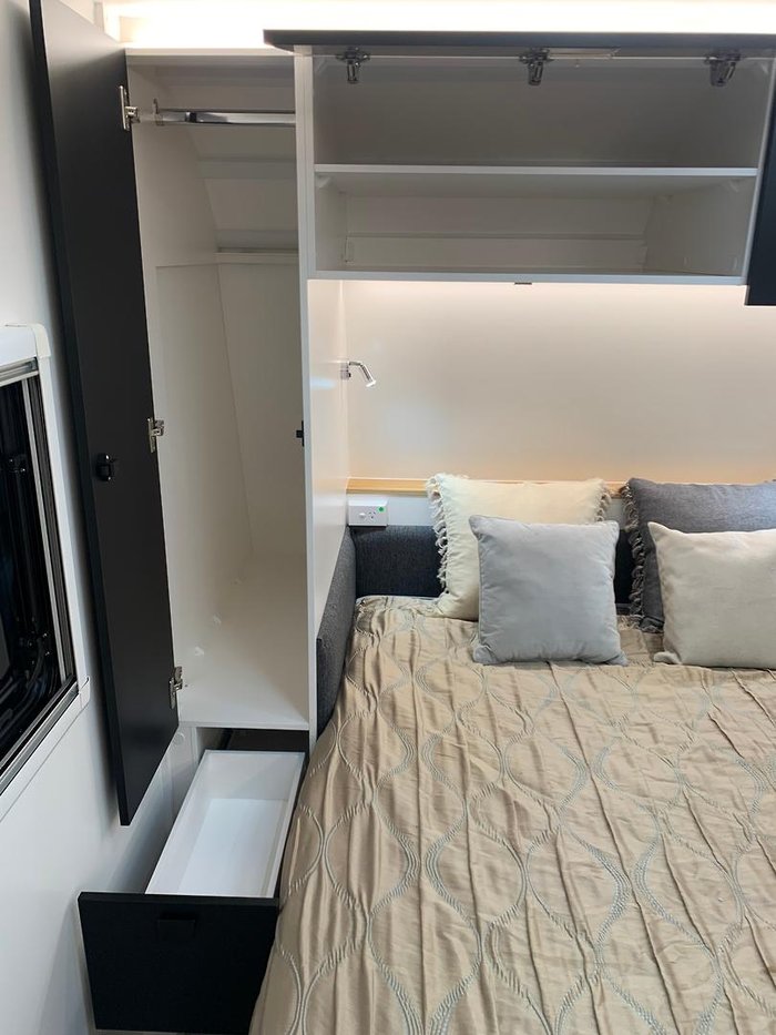 2025 Traveller Track 20'