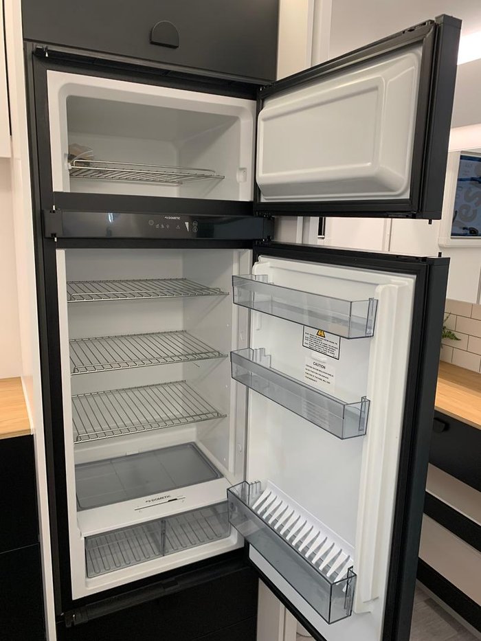 2025 Traveller Track 17'