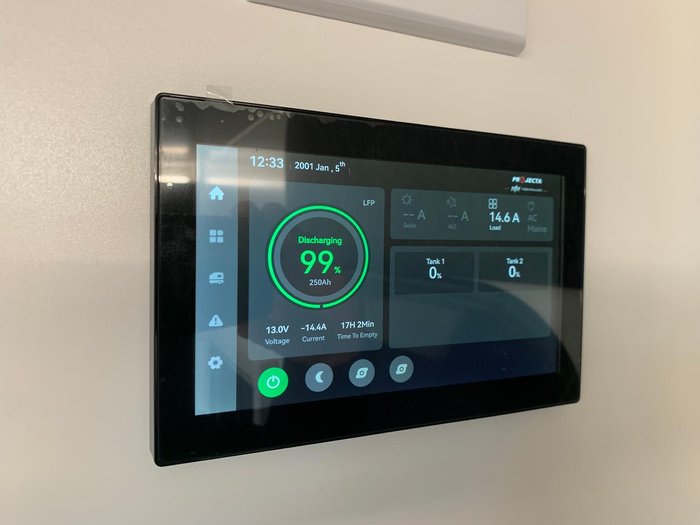 2025 Traveller Track 17'