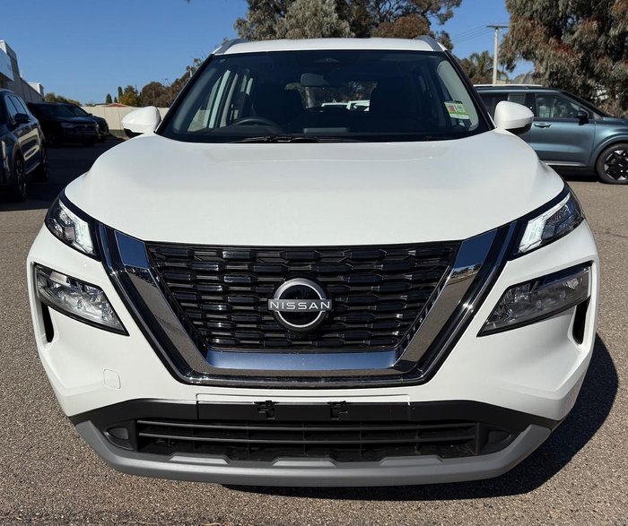 2025 Nissan X-TRAIL ST
