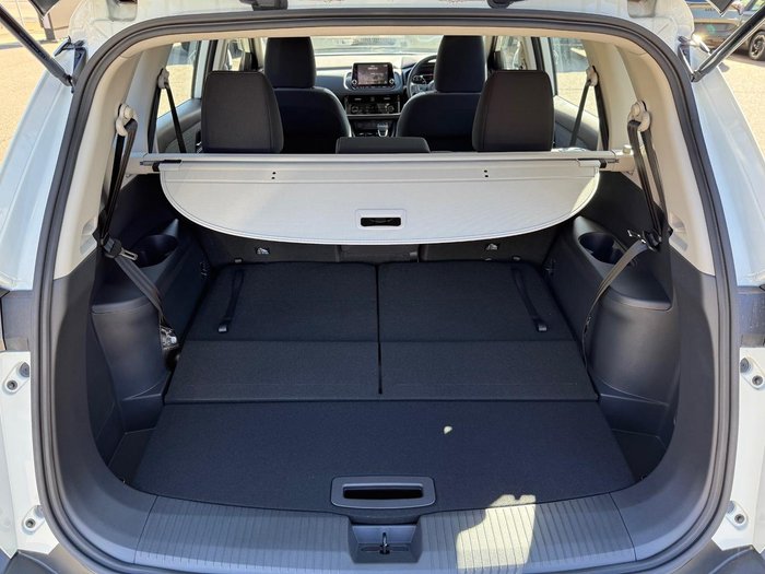 2025 Nissan X-TRAIL ST