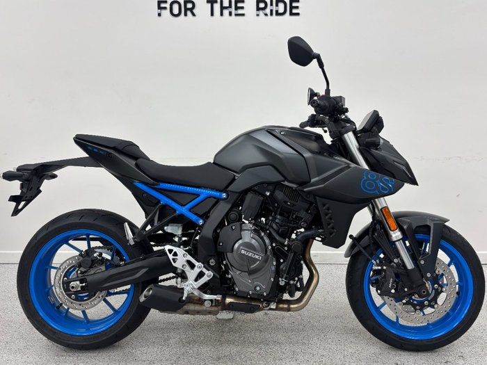 2025 Suzuki GSX-8S Black