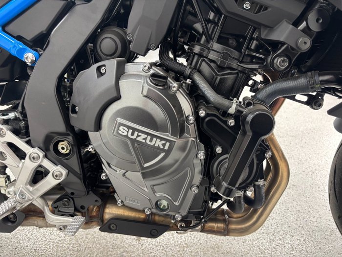2025 Suzuki GSX-8S Black