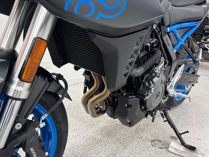 2025 Suzuki GSX-8S Black