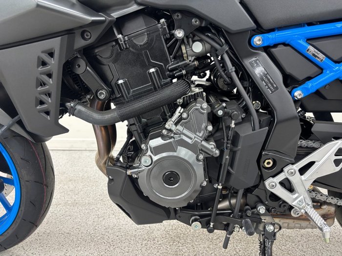 2025 Suzuki GSX-8S Black