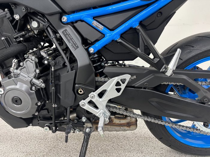 2025 Suzuki GSX-8S Black
