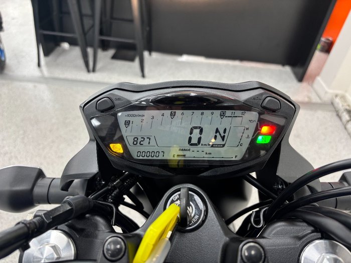 2025 Suzuki SV650 LAMS Blue