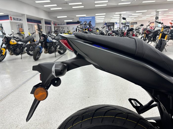 2025 Suzuki SV650 LAMS Blue