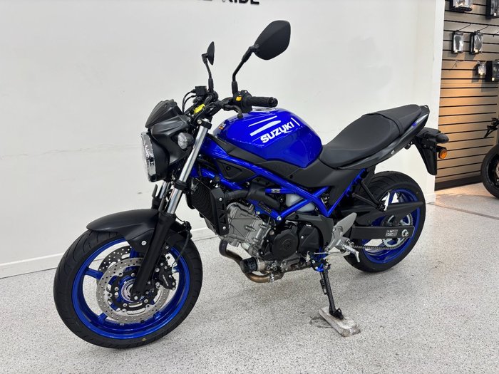 2025 Suzuki SV650 LAMS Blue