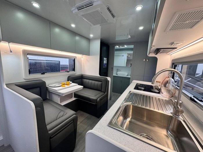 2025 Crusader My25 Musketeer Camelot 19'2Ft Off-Road Couples Ensuite Van
